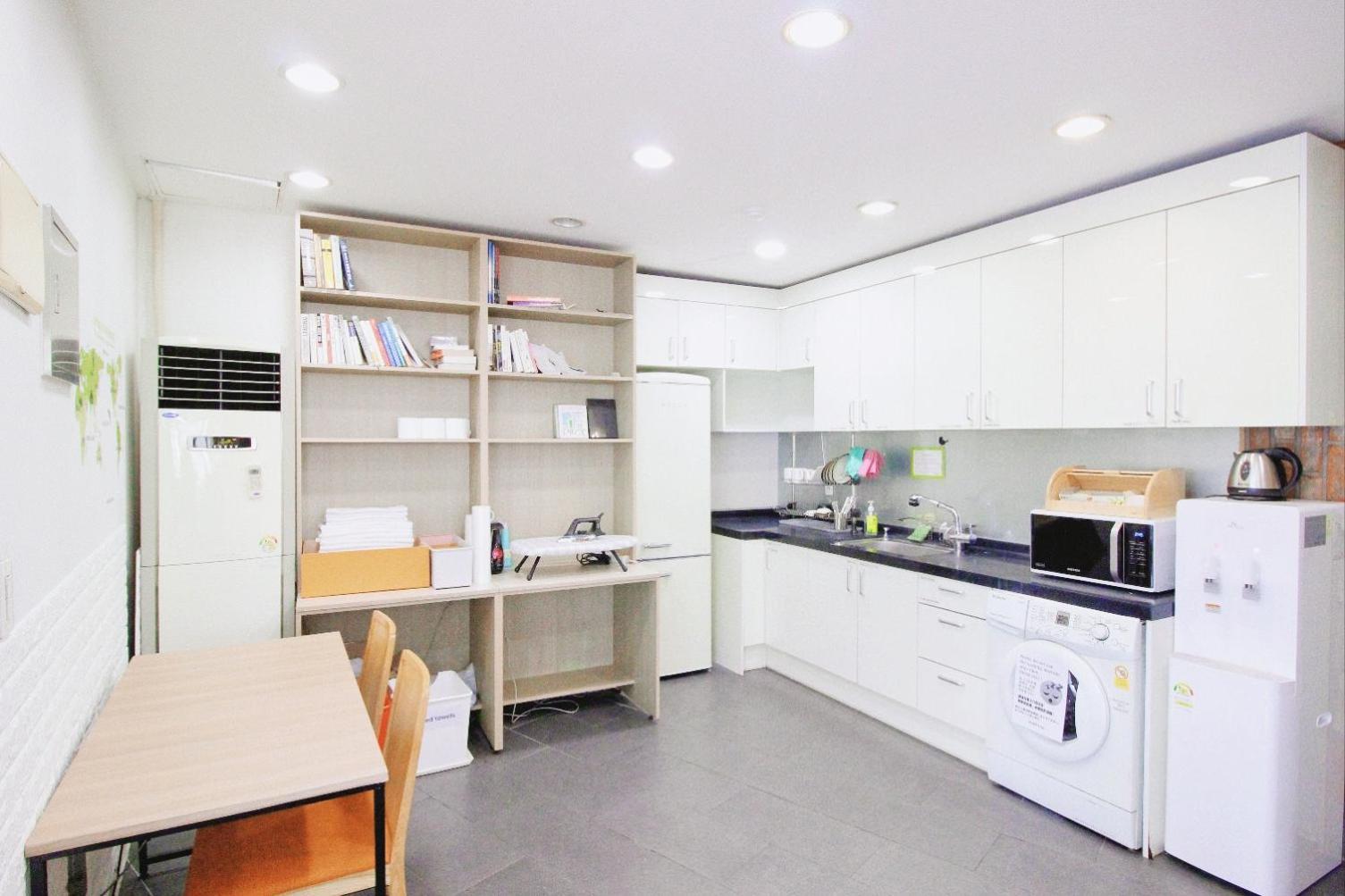 Hostel Kpop Сеул Екстериор снимка